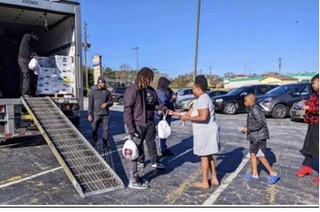 Derrick Hayes’ Donates Over 200 Turkeys at Big Turkey Giveaway This Past Weekend