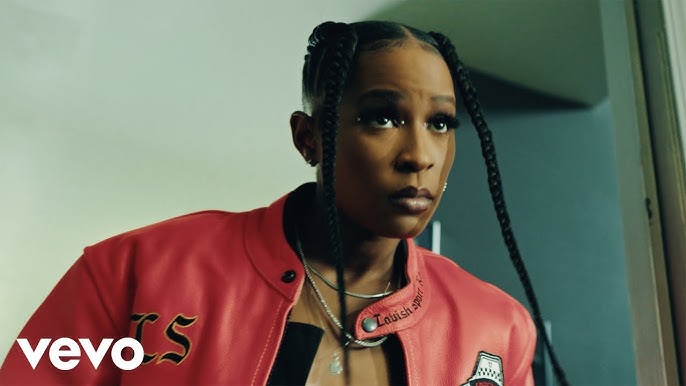 DeJ Loaf Delivers High-Octane Fun in “MIAMI FLOW” Music Video