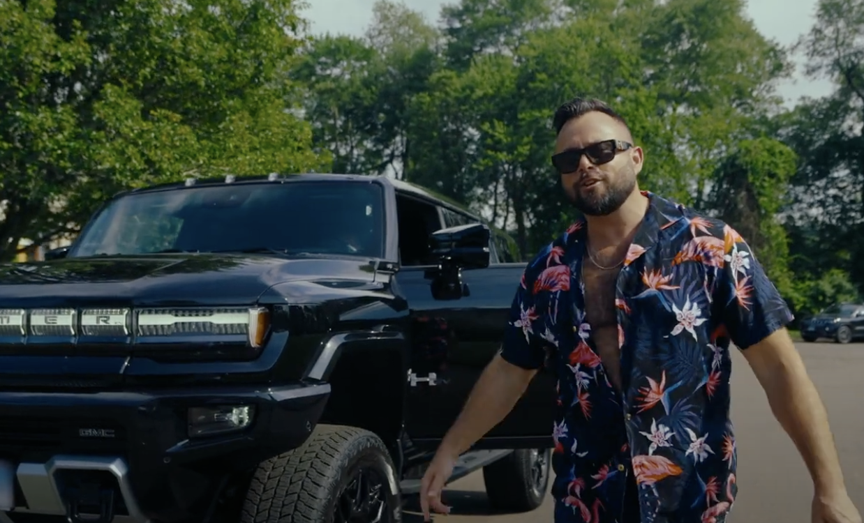 daFinchi Balances Law, Life, and Lyrics in ‘Who You Are’